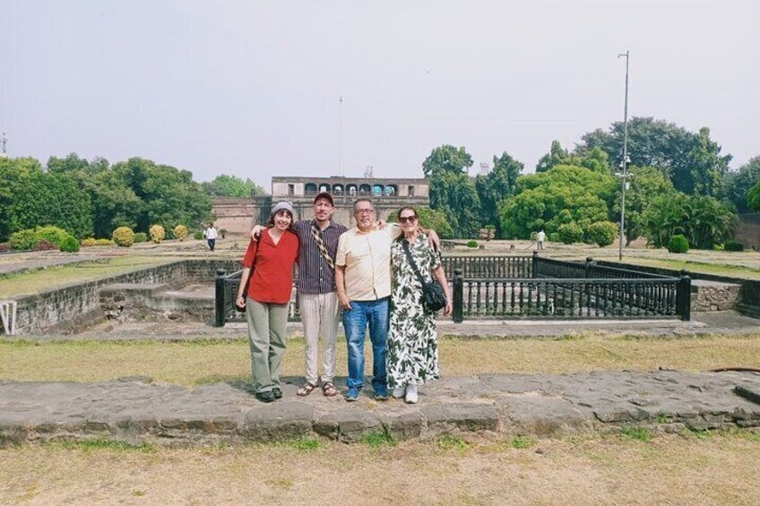Cultural Walking Tour of Pune with Local Snacks
