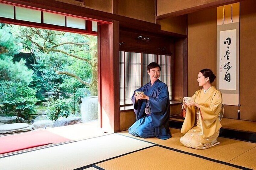 Kimono Tea Ceremony in Kyoto Maikoya Gion