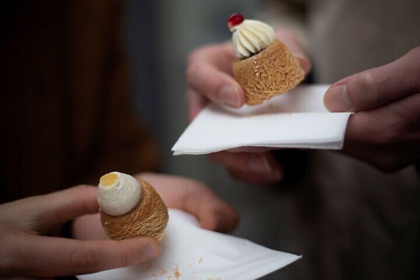 Bakeries and Pastries Food Tour in le Marais