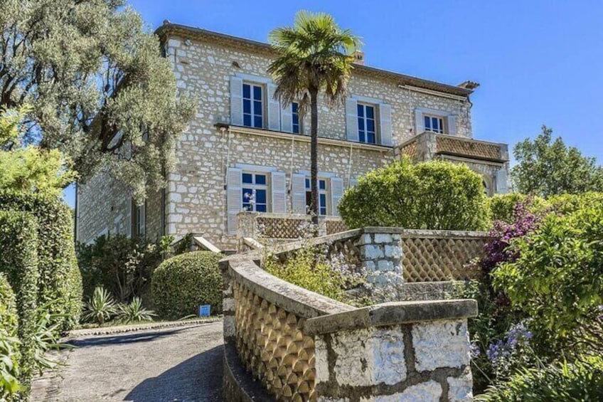 French Culture Tour in 3 Iconic Perched Villages from Antibes