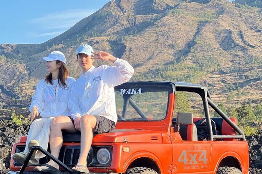 Mount Batur jeep Sunrise with Photographer