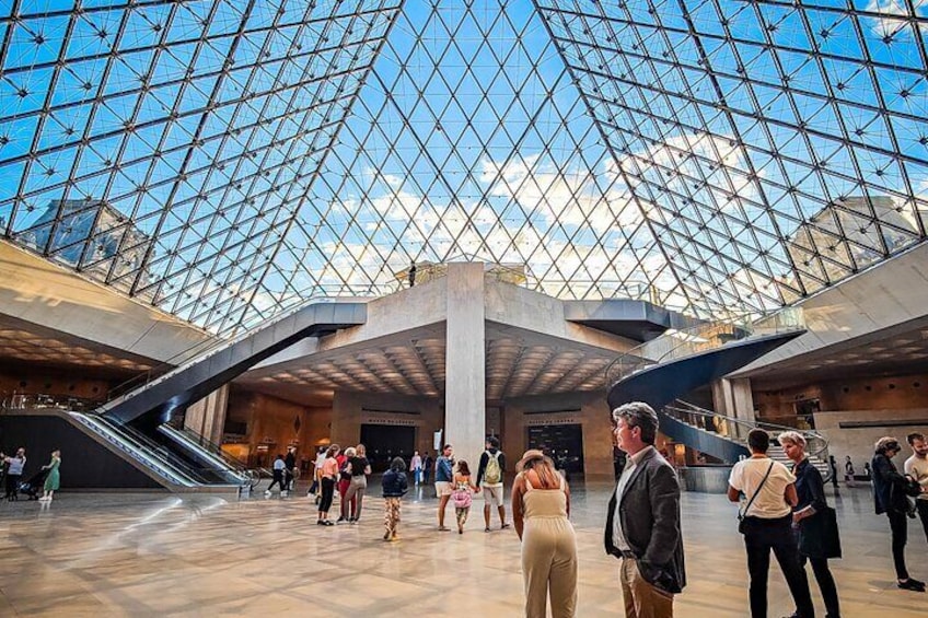 Discover Louvre Secrets with Mona Lisa Pass