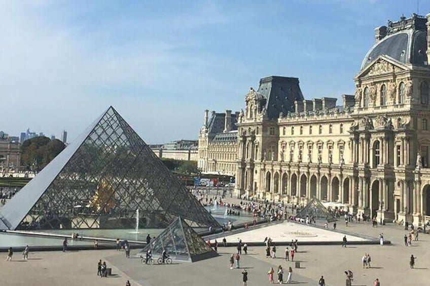 Discover Louvre Secrets with Mona Lisa Pass