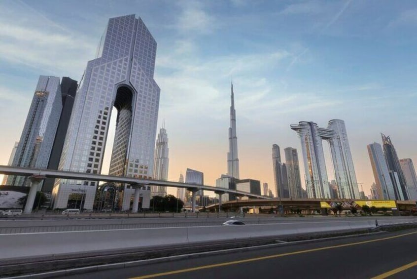 Driving along Sheikh Zayed Road, you’ll be dazzled by the impressive skyline, showcasing some of Dubai's tallest and most iconic skyscrapers.