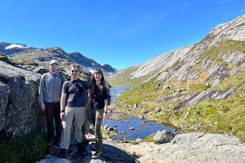 Stavanger Kjerag Hike with Guide and Transportation 