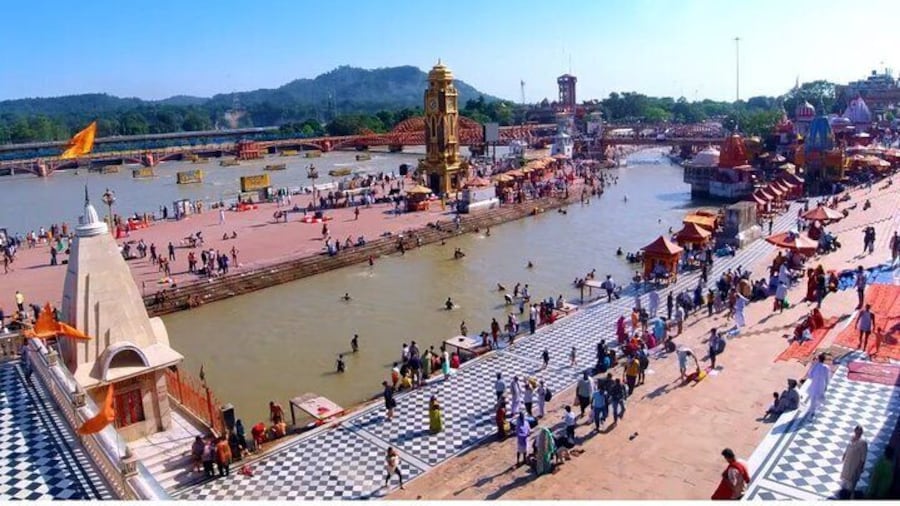 Guided Haridwar Walk with Ghats & Evening Ganga Aarti