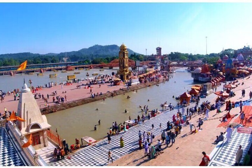 Guided Haridwar Walk with Ghats & Evening Ganga Aarti