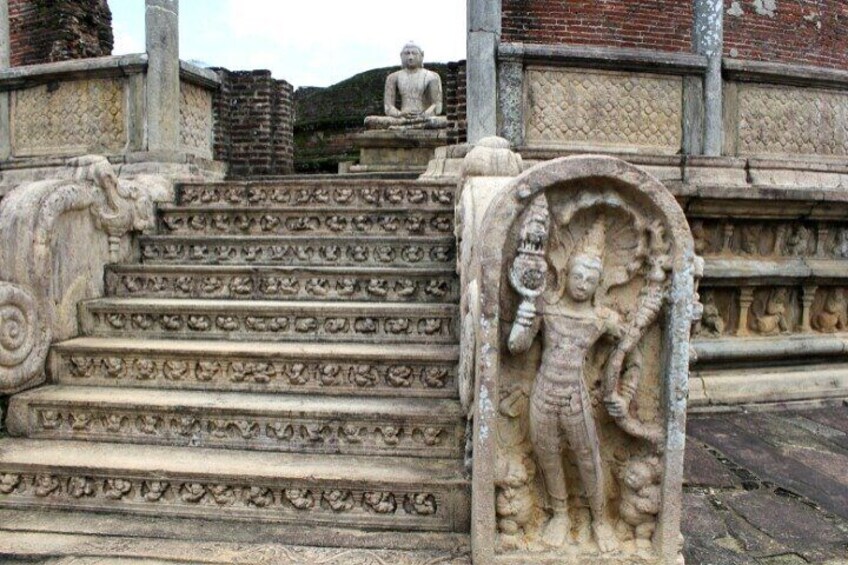 Polonnaruwa Ancient City Private Day Tour