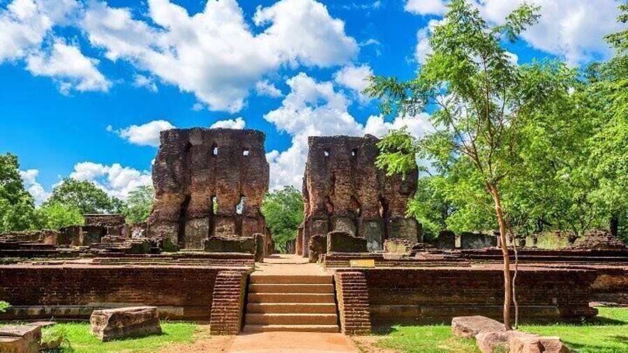 Polonnaruwa Ancient City Private Day Tour