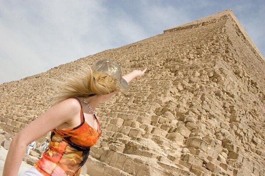 Unlock Egypt’s Secrets Giza Pyramids & Museum Trip - Hurghada