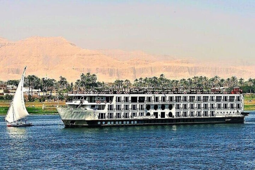 4 Day 3 Night Nile Cruise from Aswan to Luxor &Abu Simbel+Balloon