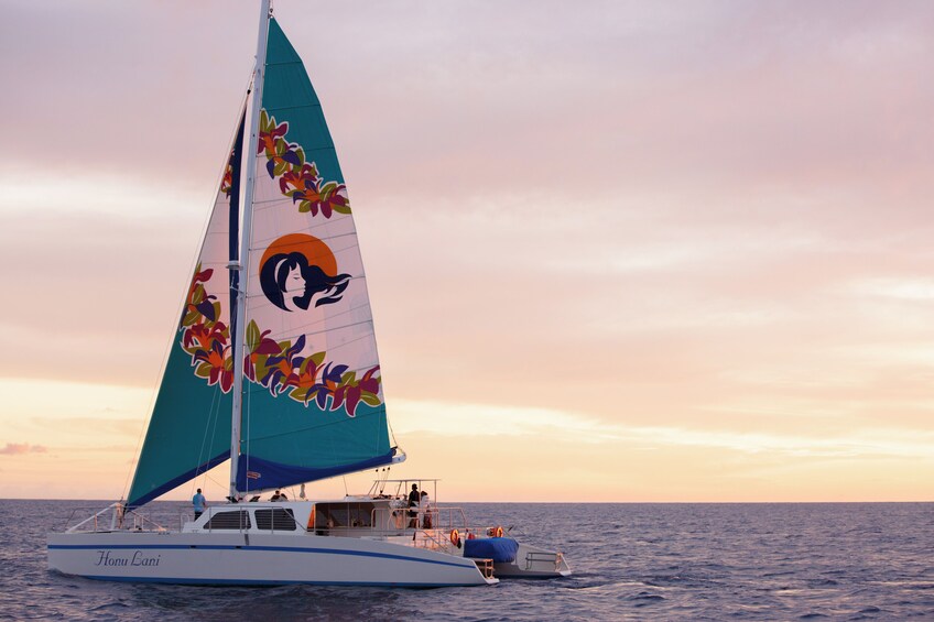 Waikiki Sunset Catamaran Cruise with dinner, Fireworks on Fridays