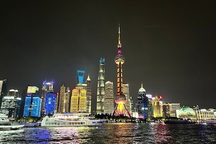 Huangpu River sightseeing Cruise Ticket from ShiliuPu Pier