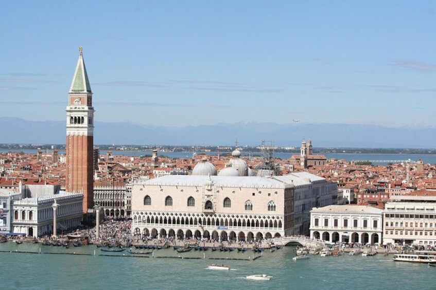 Private tour of Venice with skip-the-line ticket to St. Mark's Bell