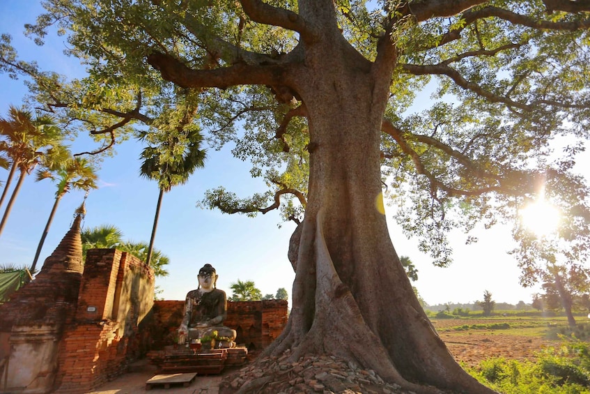 From Mandalay: Full Day Trip to Sagaing, Inwa, Amarapura