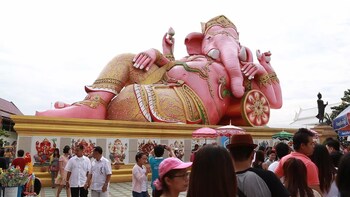 Chachoengsao Daytrip with Market & River Cruise
