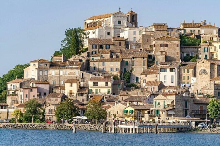 Lago di Bracciano Explore Nature and History