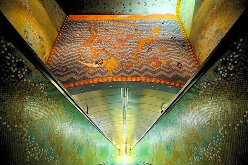 Naples Metro Art Walking Tour