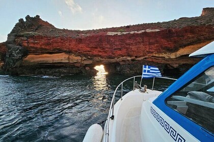 Santorini: Boat Tour to Volcano and Caldera Sea