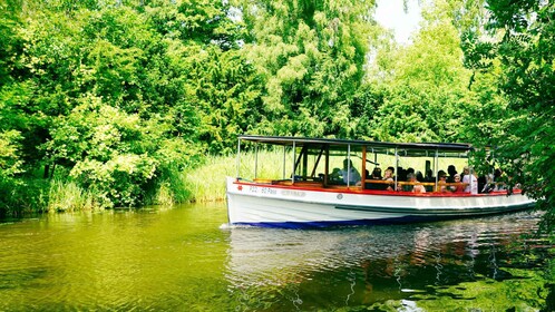 Bagsværd Lake: Baadfarten Boat Ride