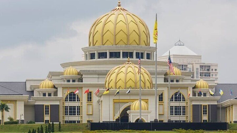 Airport Layover Tour: Kuala Lumpur Full-Day