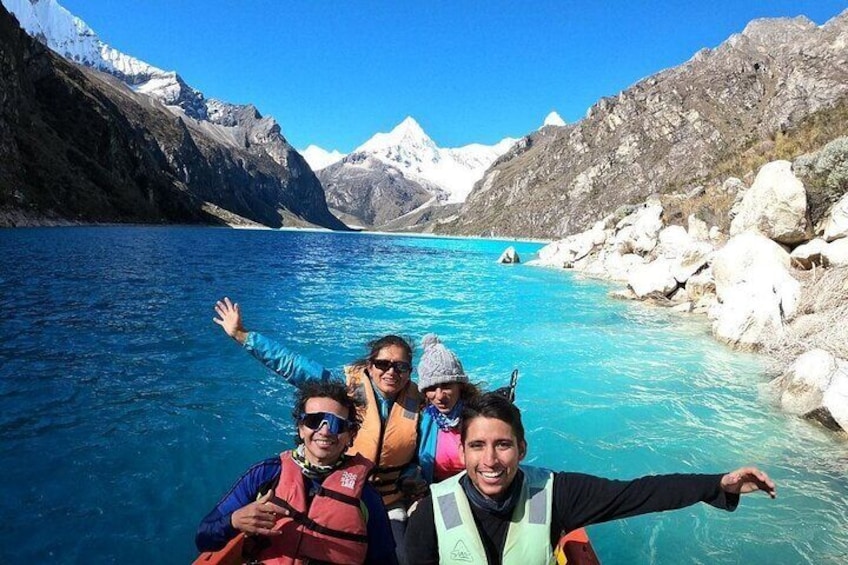 Discover Laguna Parón Turquoise Beauty