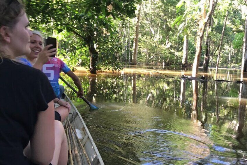 Amazon River Half day Tour