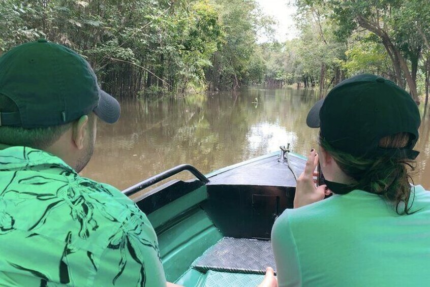 Amazon River Half day Tour