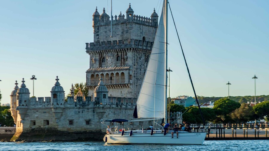 Picture 8 for Activity Lisbon: Sailing Boat Tour with Drinks