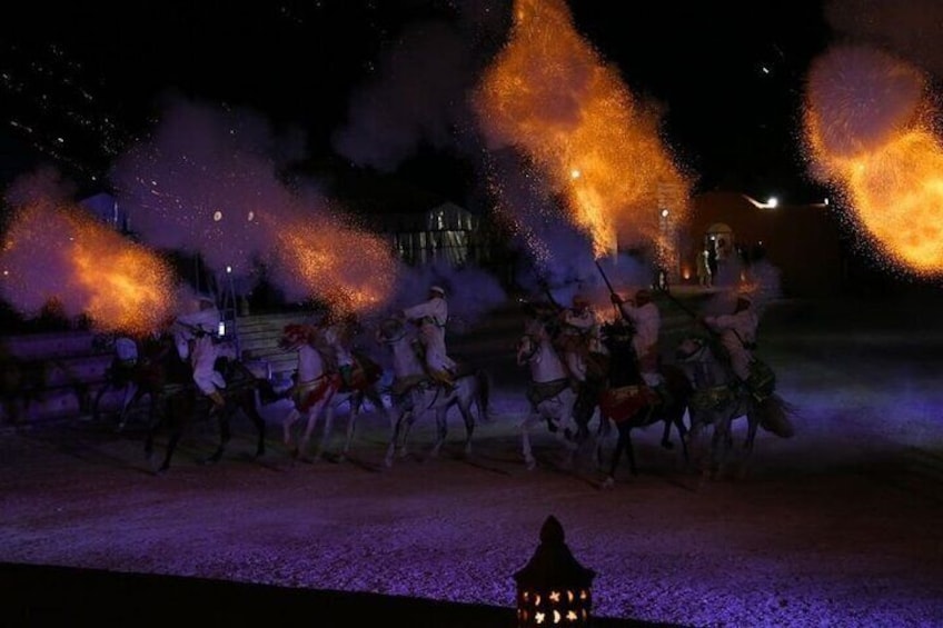 Show with horses
 