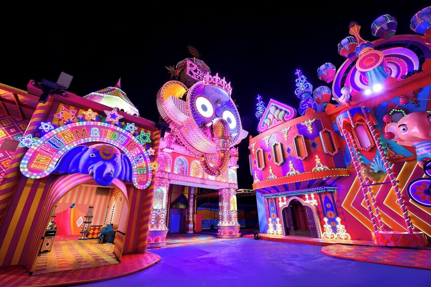Phuket Carnival Magic: Entry Ticket & Transfer Option