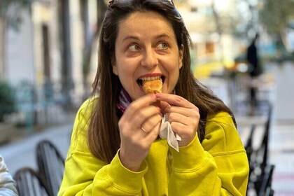 Athens Street Food Walk with Small Group Tastings