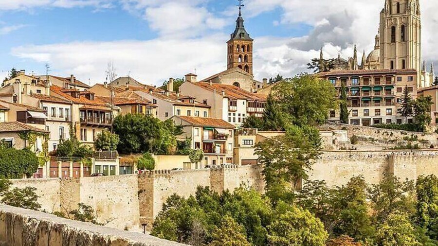 Segovia and Toledo Tour from Madrid with Alcazar Experience