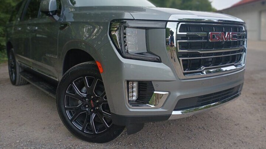 VIP GMC Yukon Traverse City Wine Tour on Old Mission Peninsula