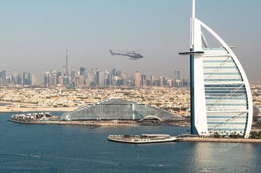 Experience Dubai’s Skyline with Helicopter Tours & Transfers