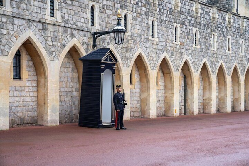 Stonehenge and Windsor Castle Private Luxury Tour from London