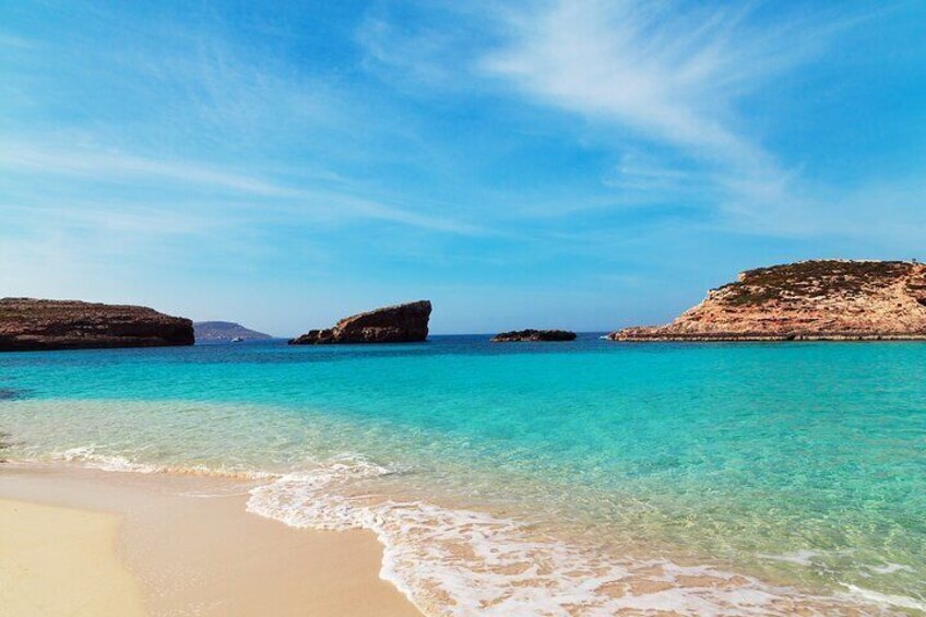 4 Hours Comino Blue or Crystal Lagoon and Sea Caves Cruise 