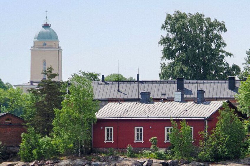 Fortress Islands Guided Sea Tour in Helsinki