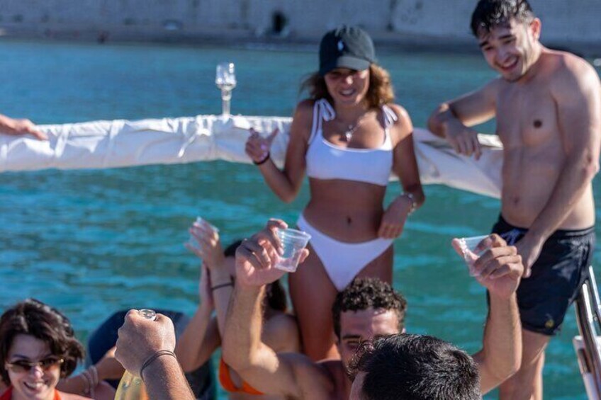 Half Day Boat Trip 4h to Mondello and Palermo