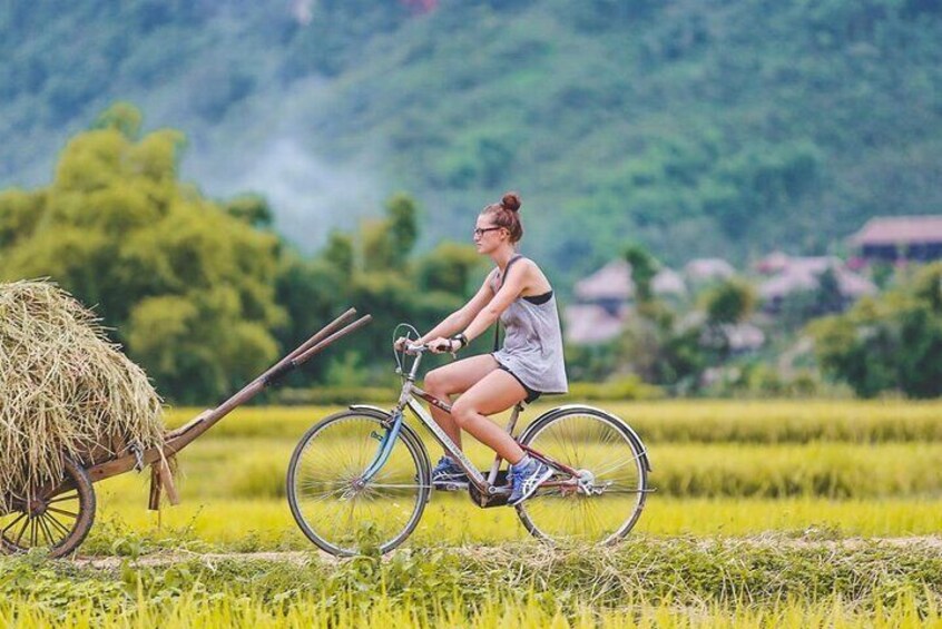 Mai Chau Full Day Tour From Hanoi