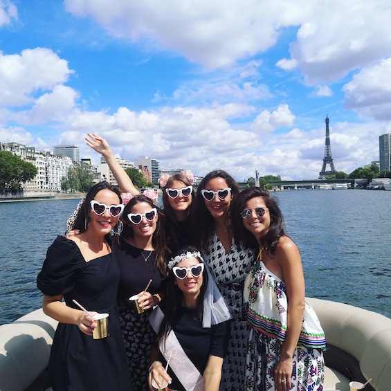 Picture 4 for Activity Paris: Private pontoon boat cruise on the Seine