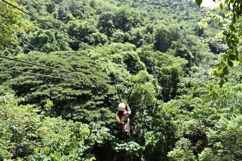 Zip lining in Waterfalls of Damajagua