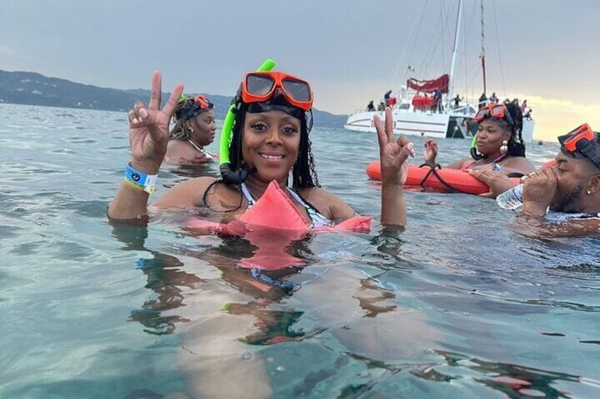 4-Hour Catamaran Party Cruise from Montego Bay