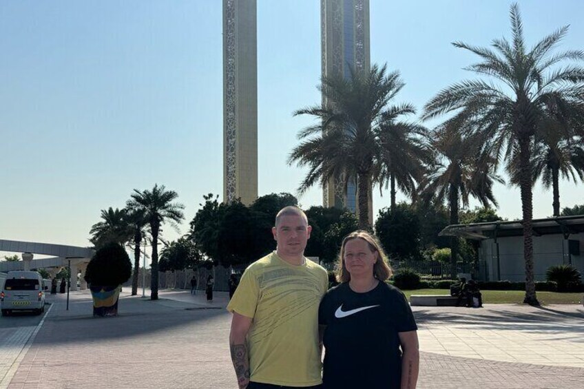 Dubai frame