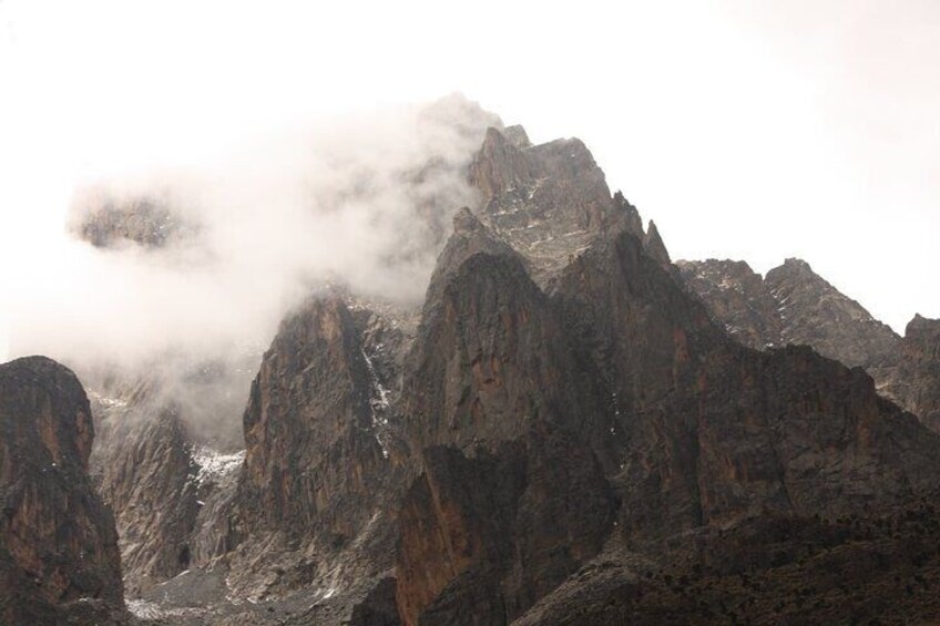 4-Day Mount Kenya Trekking with Pick Up