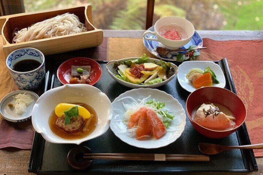 Traditional local dishes for lunch