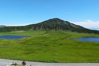 1 Day Aso 3 Sights Private Tour from or to Kumamoto