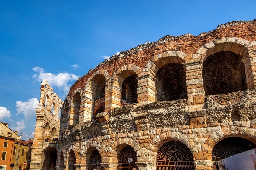 From Venice: Verona, Sirmione & Lake Garda with Boat Cruise