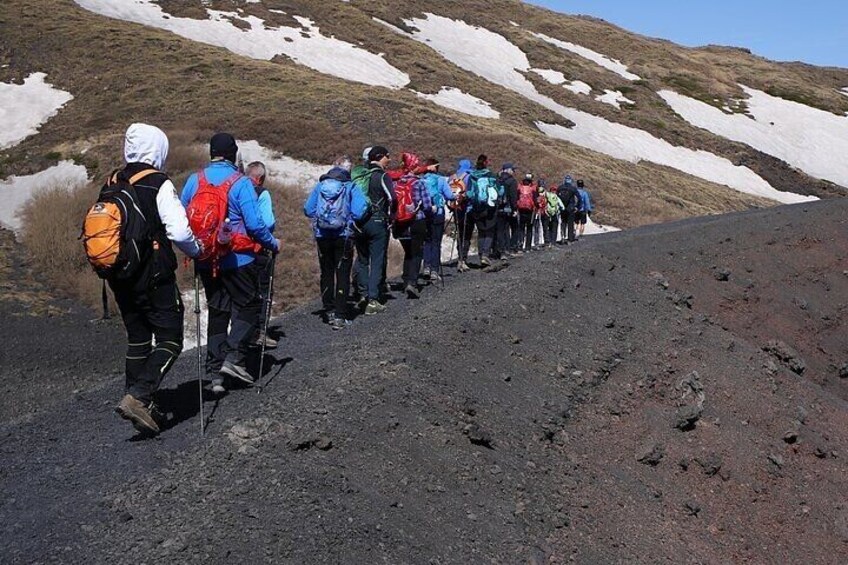 Etna excursion 3000 meters with 4x4 cable car 