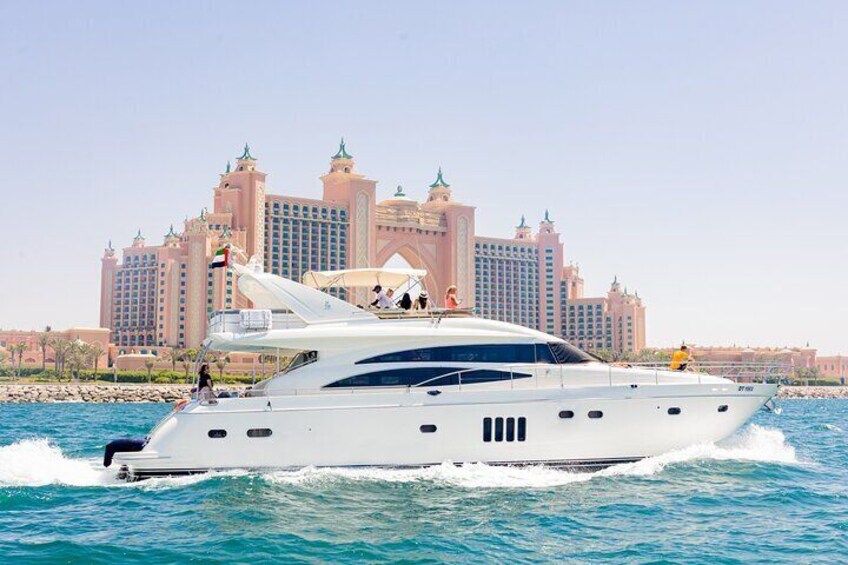 One-Hour Yacht catamaran Experience 